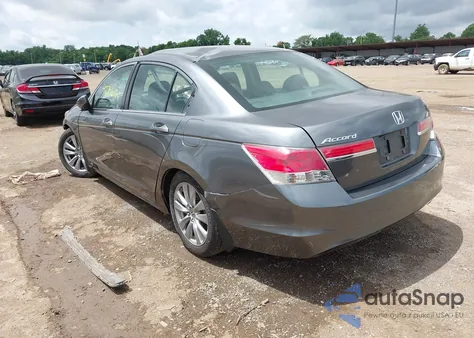 2011 Honda Accord 2.4 Ex z USA, uszkodzony, nr VIN 1HGCP2F72BA109728